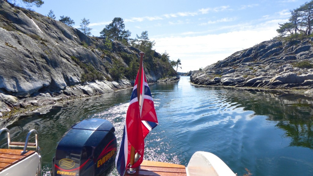 Picking our way through the archipelago