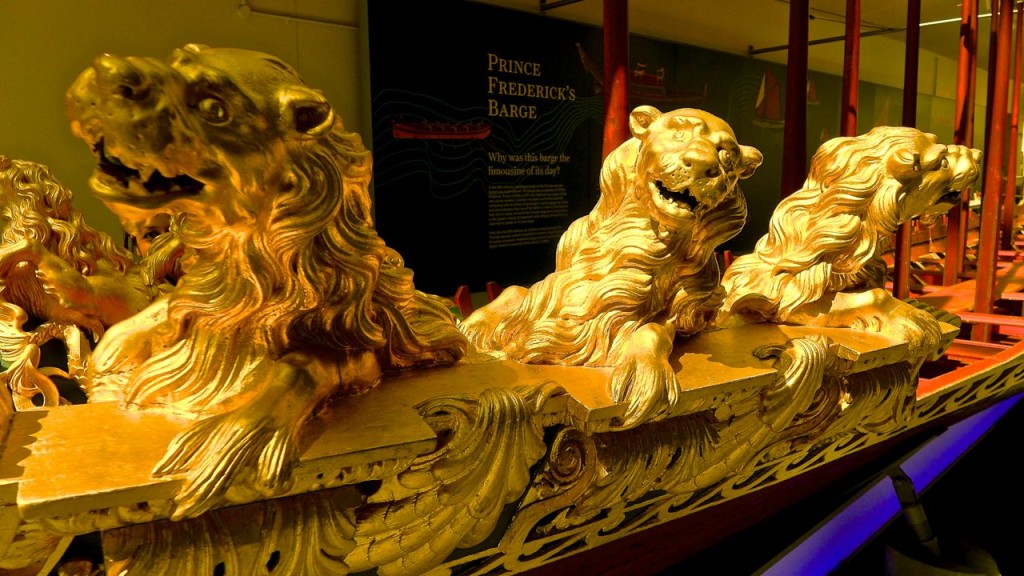 Lions on Frederick's barge
